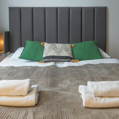 Friendhouse Apartments Avenue Краков Экстерьер фото