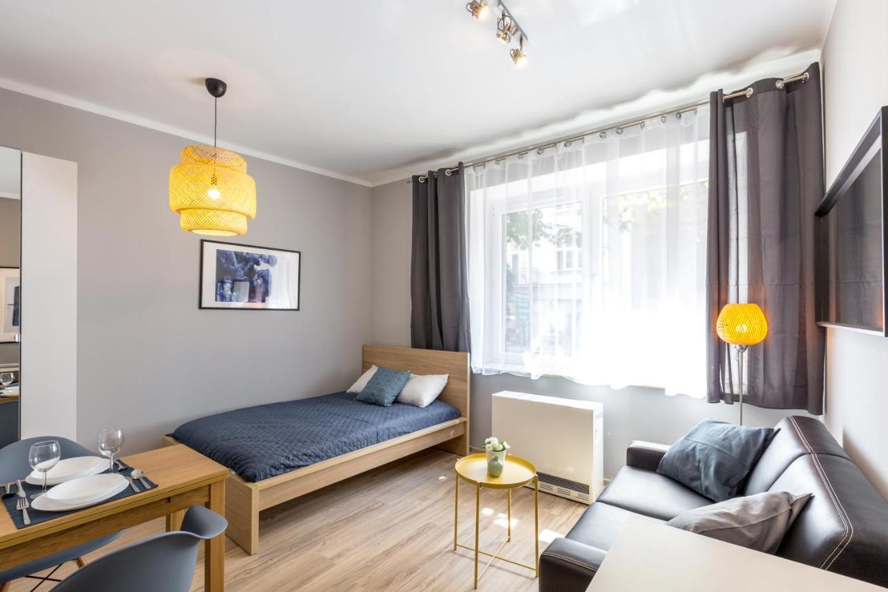 Friendhouse Apartments Avenue Краков Экстерьер фото