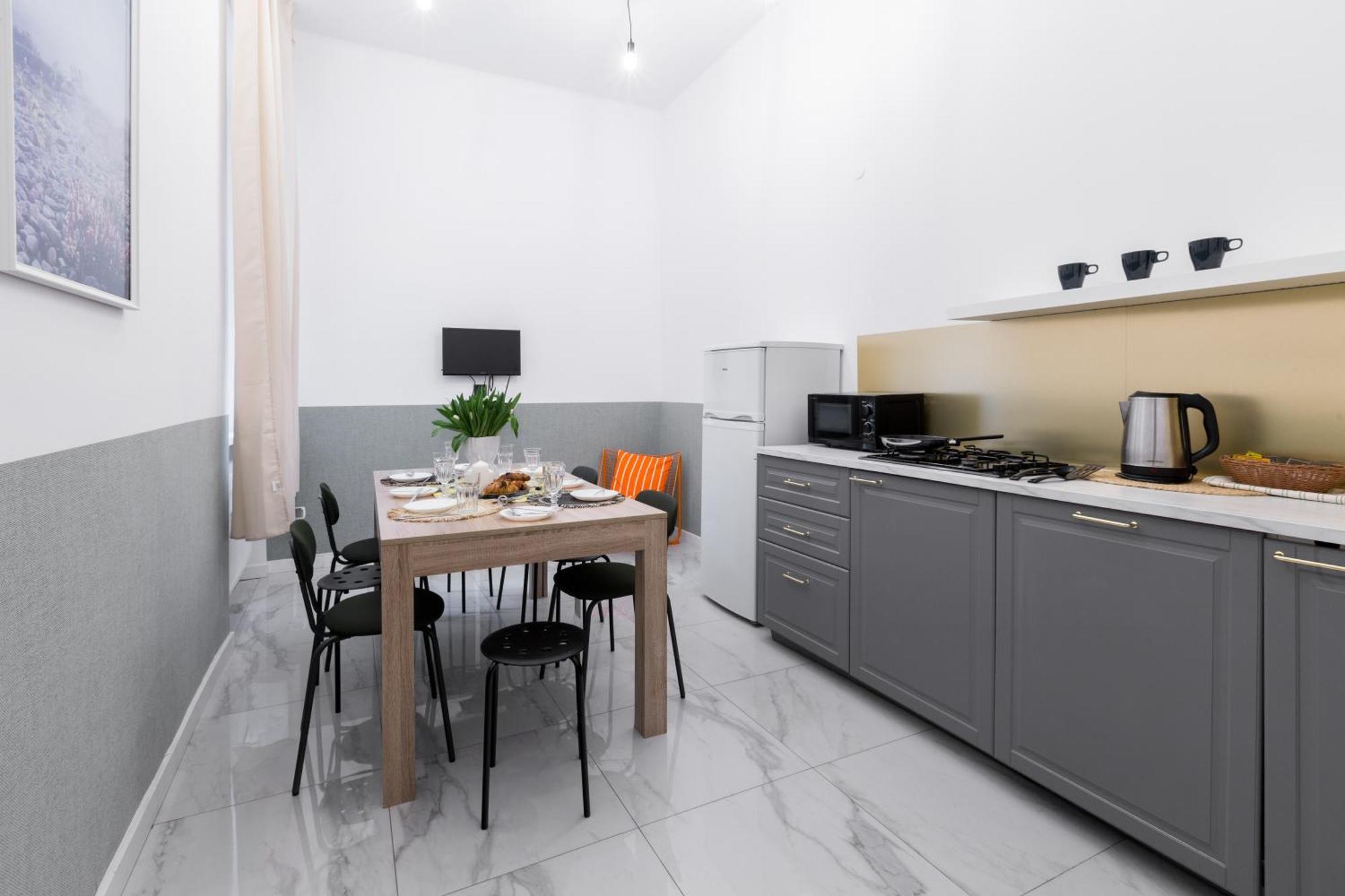 Friendhouse Apartments Avenue Краков Экстерьер фото