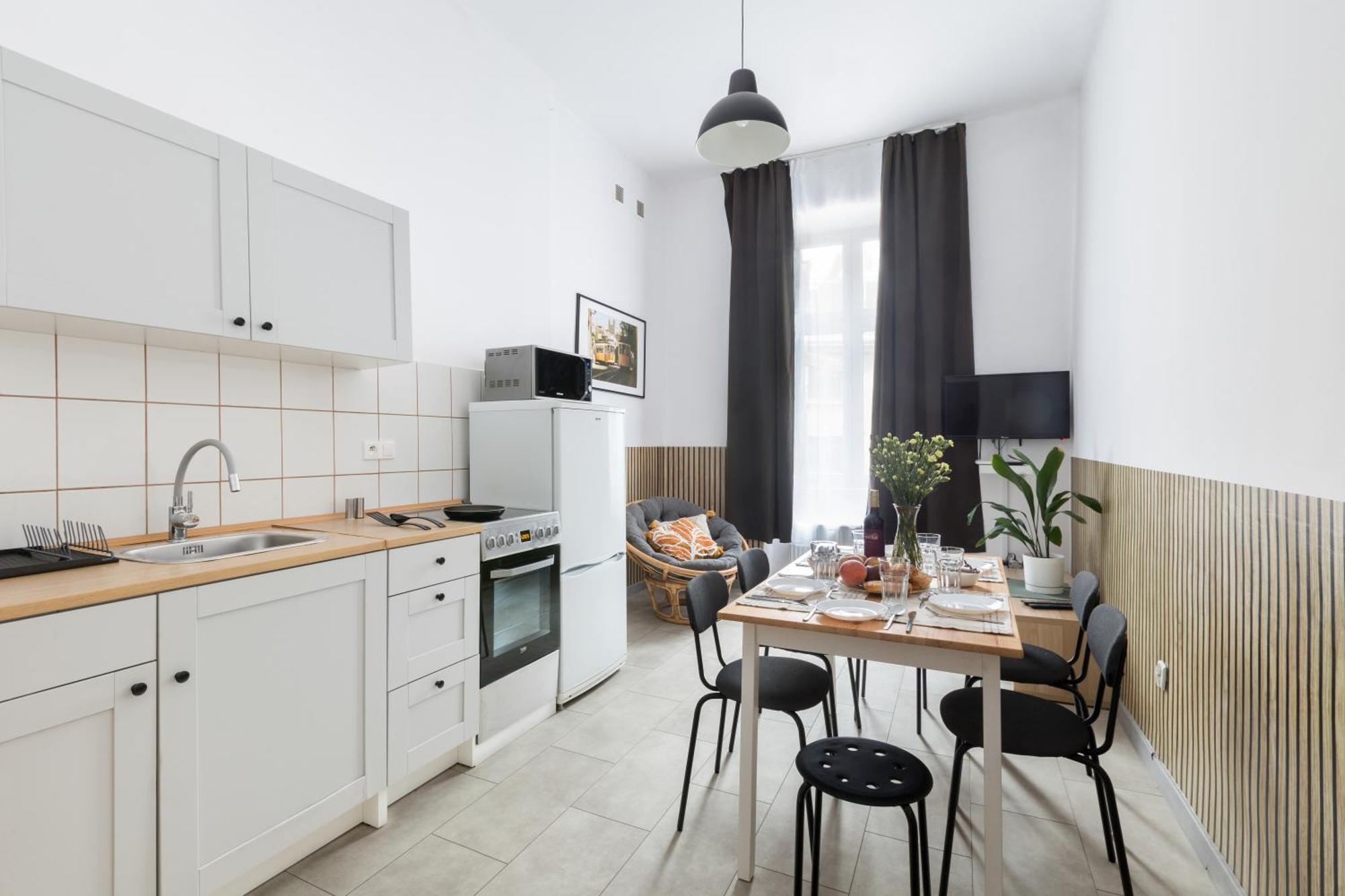 Friendhouse Apartments Avenue Краков Экстерьер фото