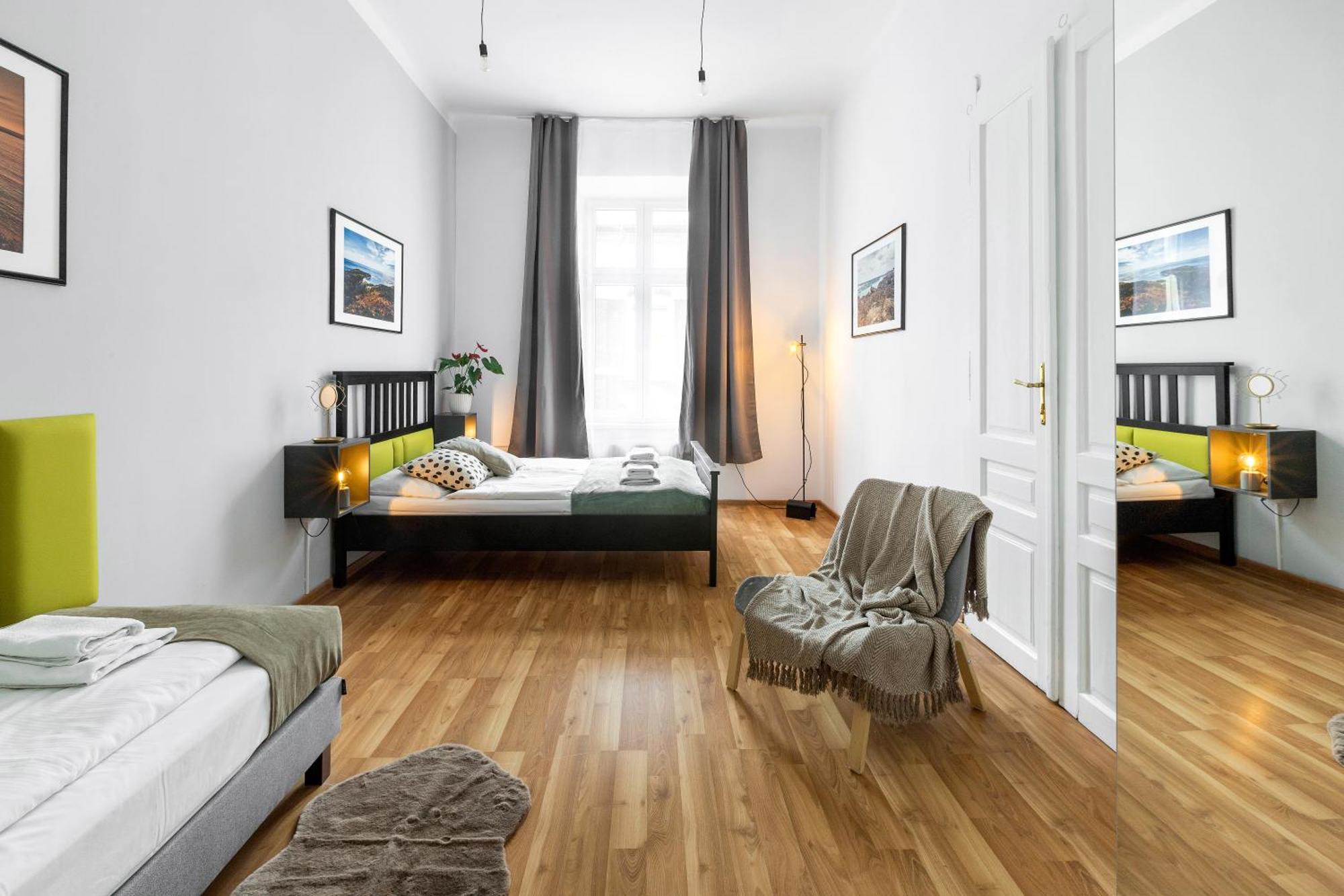 Friendhouse Apartments Avenue Краков Экстерьер фото