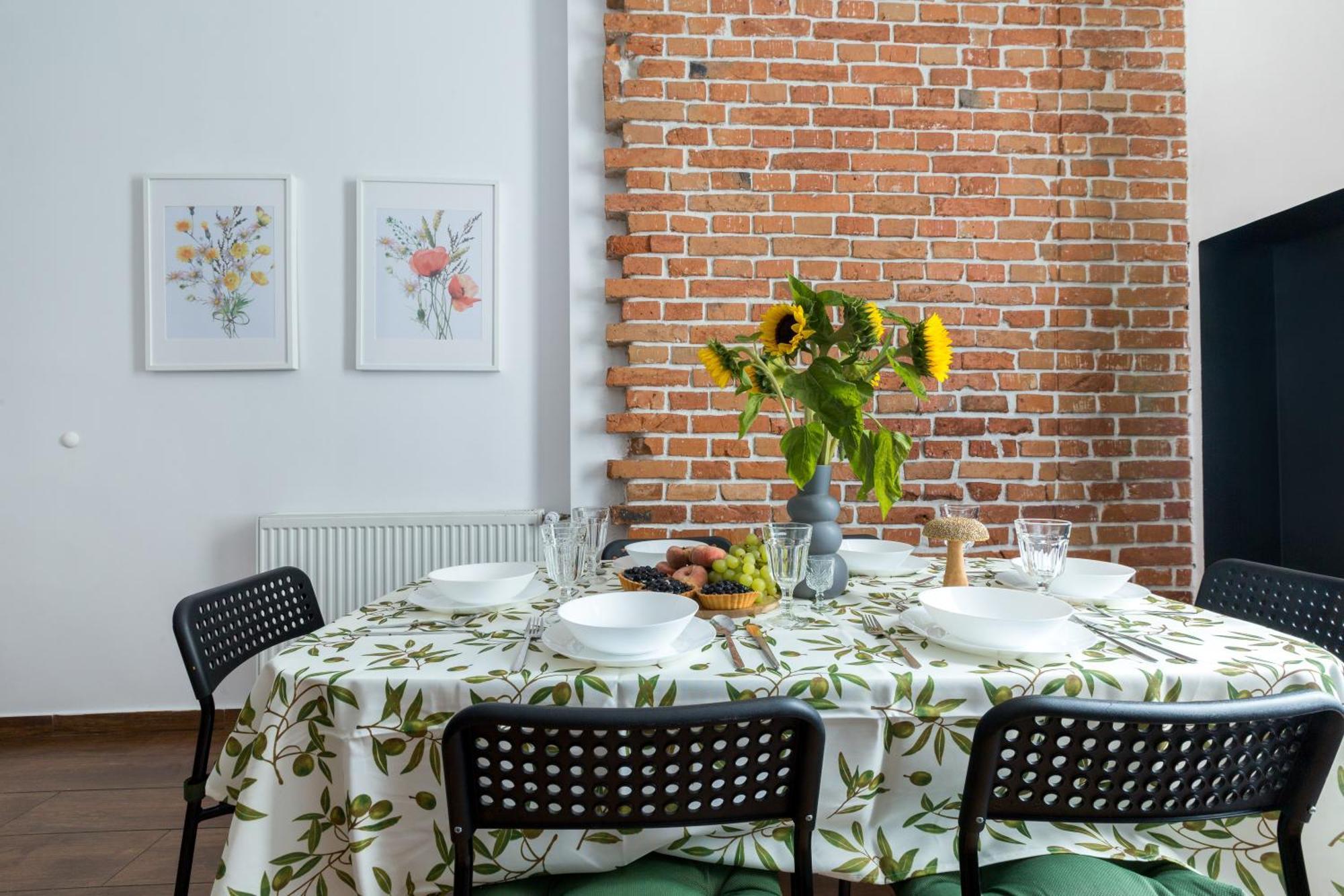 Friendhouse Apartments Avenue Краков Экстерьер фото
