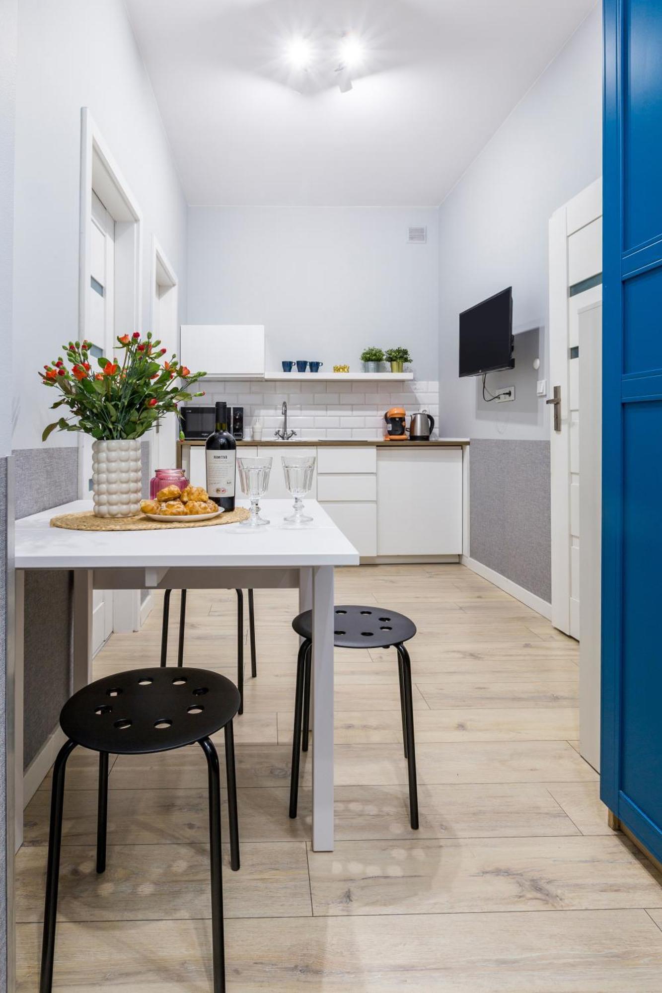 Friendhouse Apartments Avenue Краков Экстерьер фото