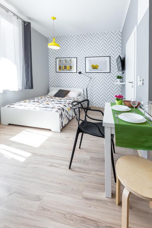 Friendhouse Apartments Avenue Краков Экстерьер фото