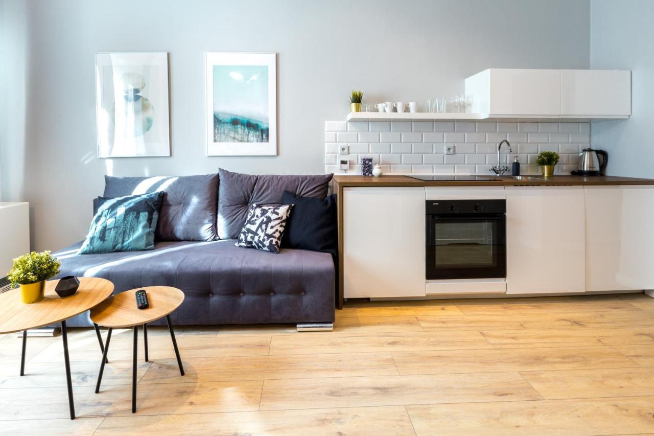 Friendhouse Apartments Avenue Краков Экстерьер фото